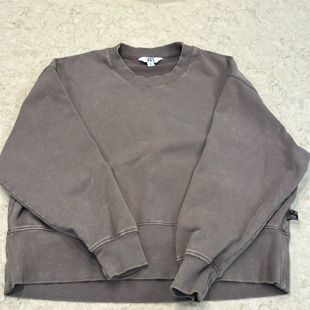 Joy Lab semi- cropped crewneck